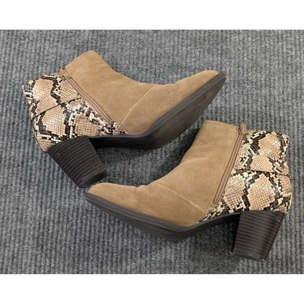 Vionic Naomi Snake Ankle Boot Womens 10 Beige Suede Side Zip Heel Comfort Casual